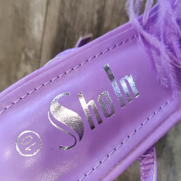 Shein Heels sz 10 NWOT Feathers - Picture 6 of 6